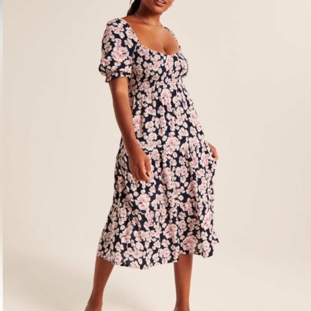 Short-Sleeve Smocked Midi Dress in Navy Print